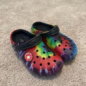 CROCS Tie-Dye Clogs in Rainbow with Donut Charm